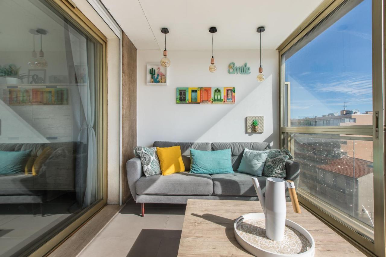 Lb Vacation Rentals I Admire Panoramic Ocean Views Through Walls Of Windows Канны Экстерьер фото